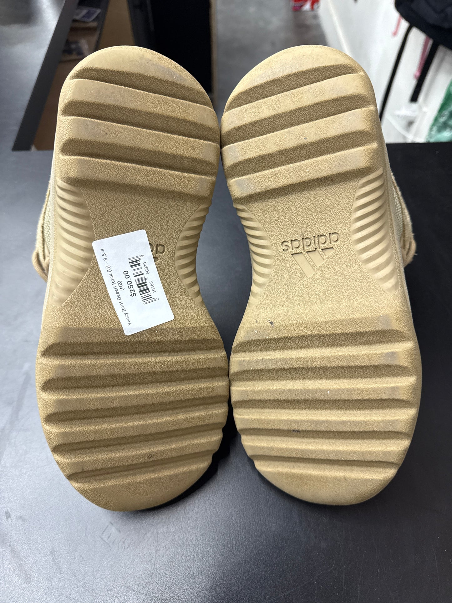 Yeezy Boot Desert Rock (U) - 8.5M (NB)