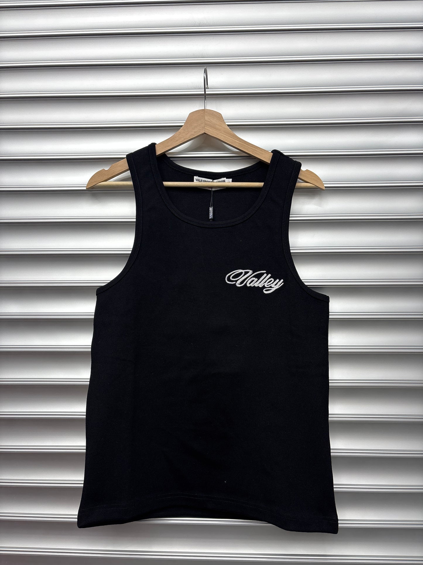 Vale Black Tank - Small