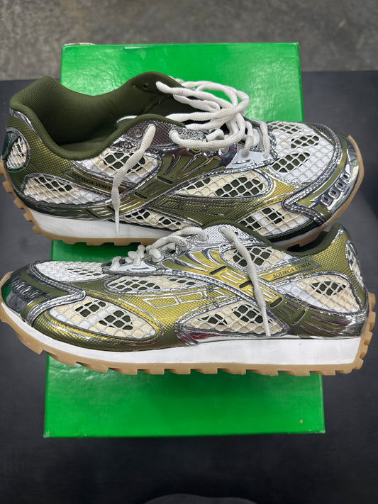 Bottega Orbit Olive (U) - 43(10)