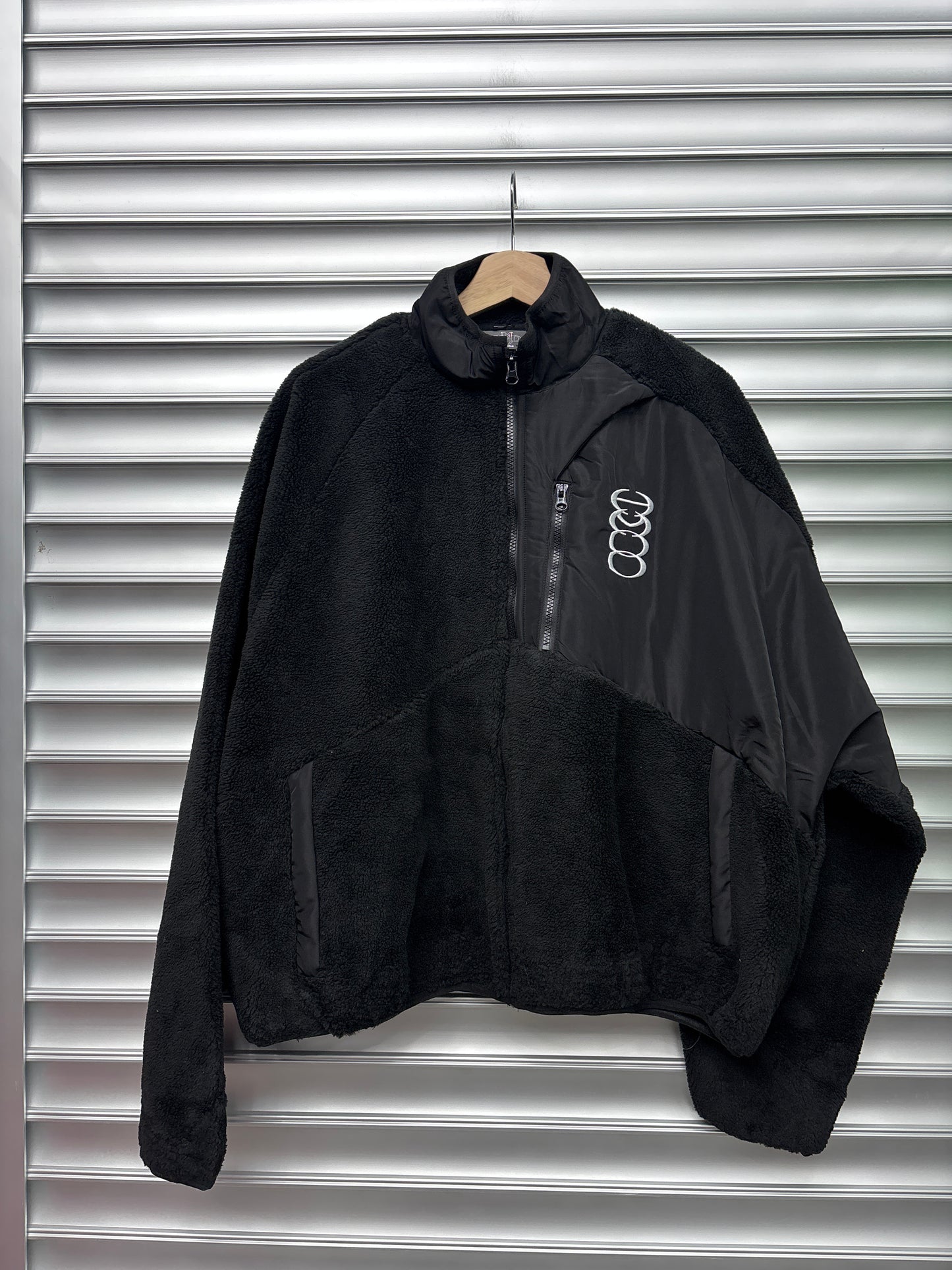 HMDD Fleece Black Zip Up - Large