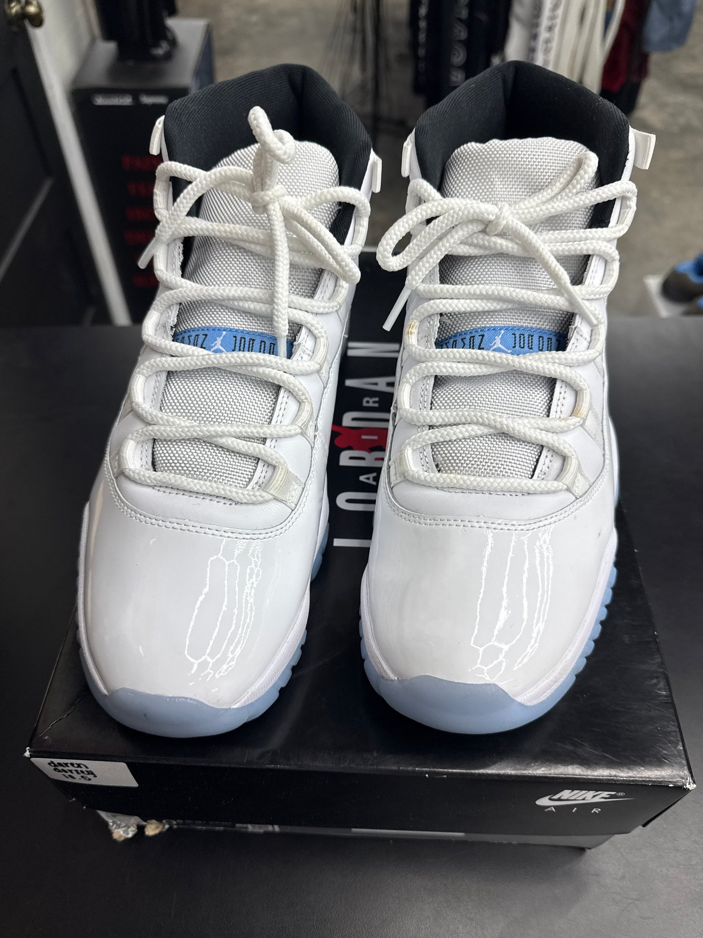 AJ11 Legend Blue (U) - 10.5M