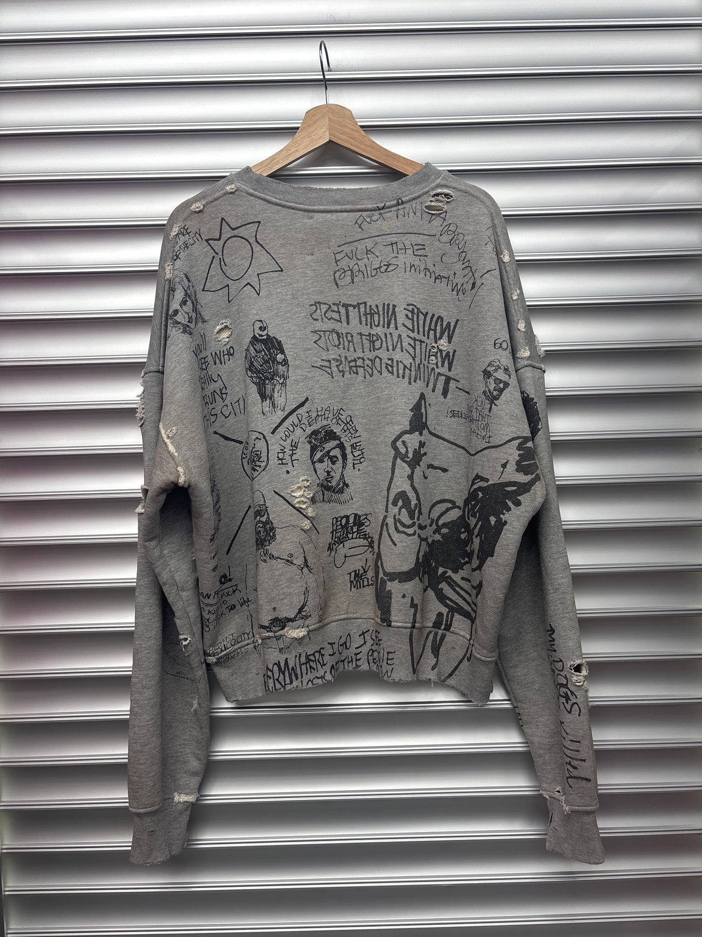 Paly Scribble Crew Neck - M/L