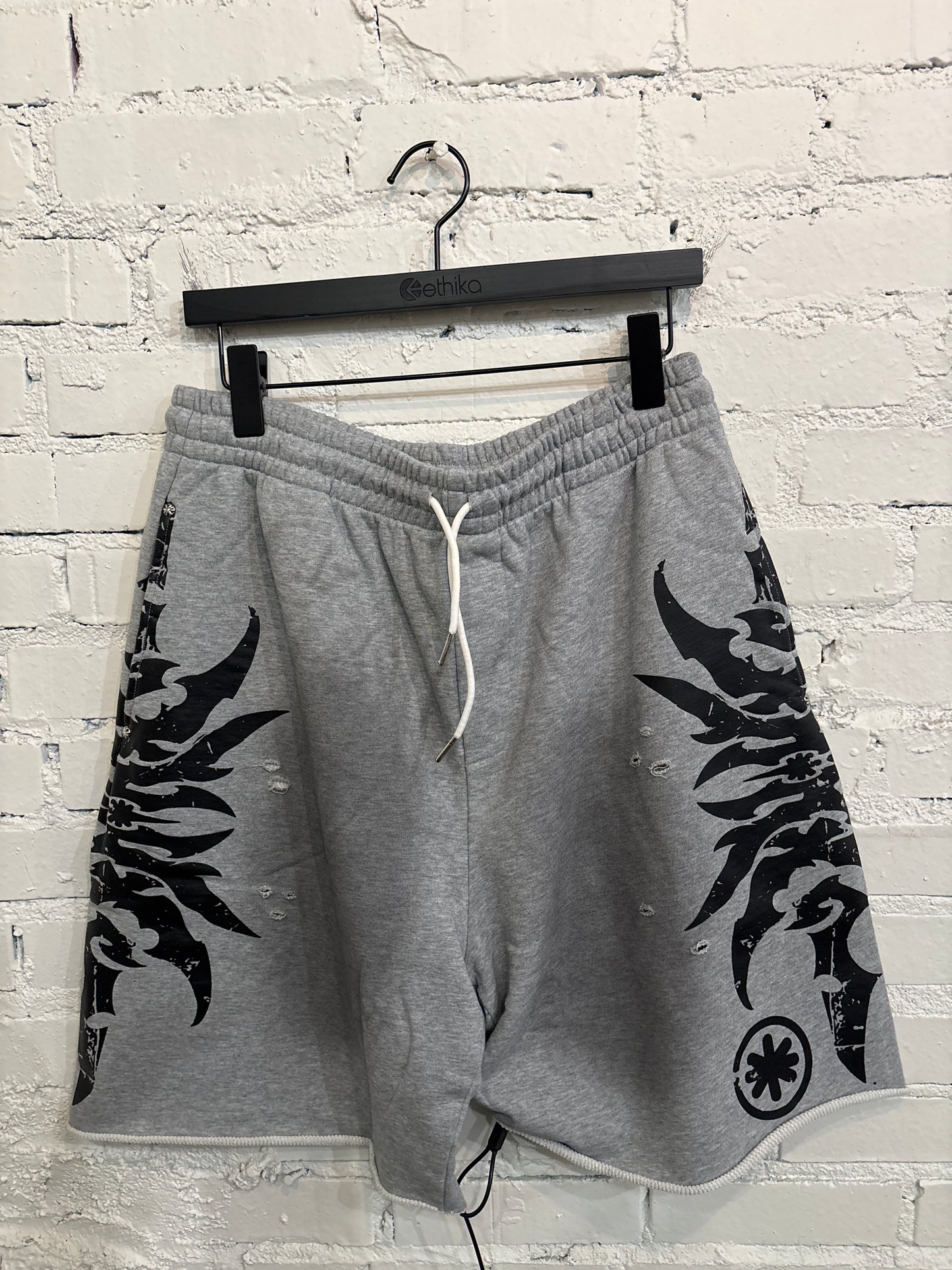 Lost Shadow Grey Shorts - M
