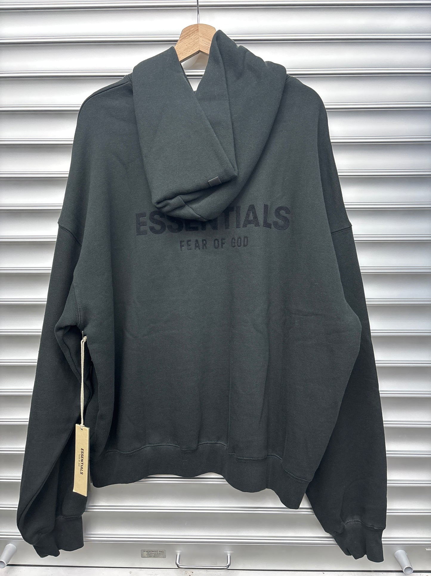 Essientials Black Hoodie - L