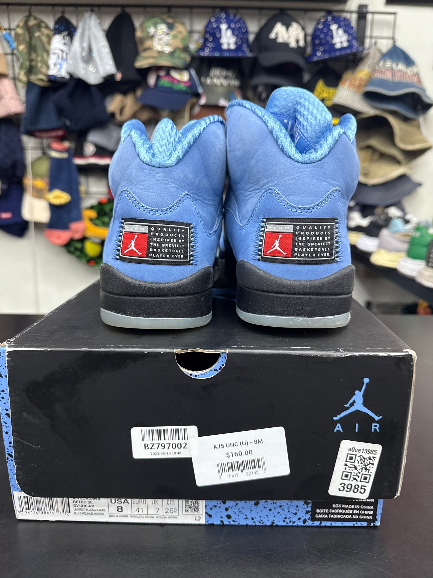 AJ5 UNC (U) - 8M
