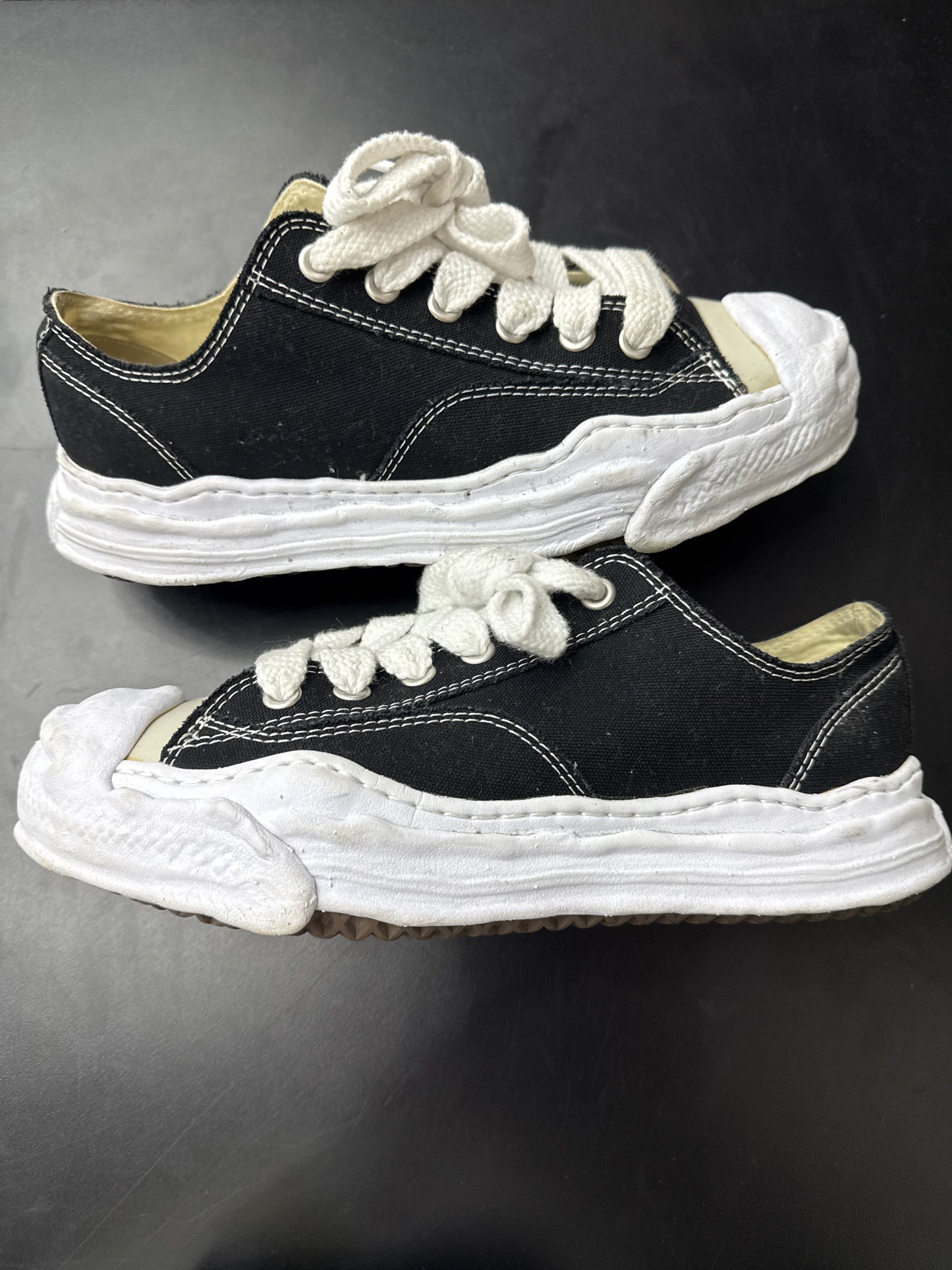 MMY Hank Low Black (U) - 43(10) (NB)