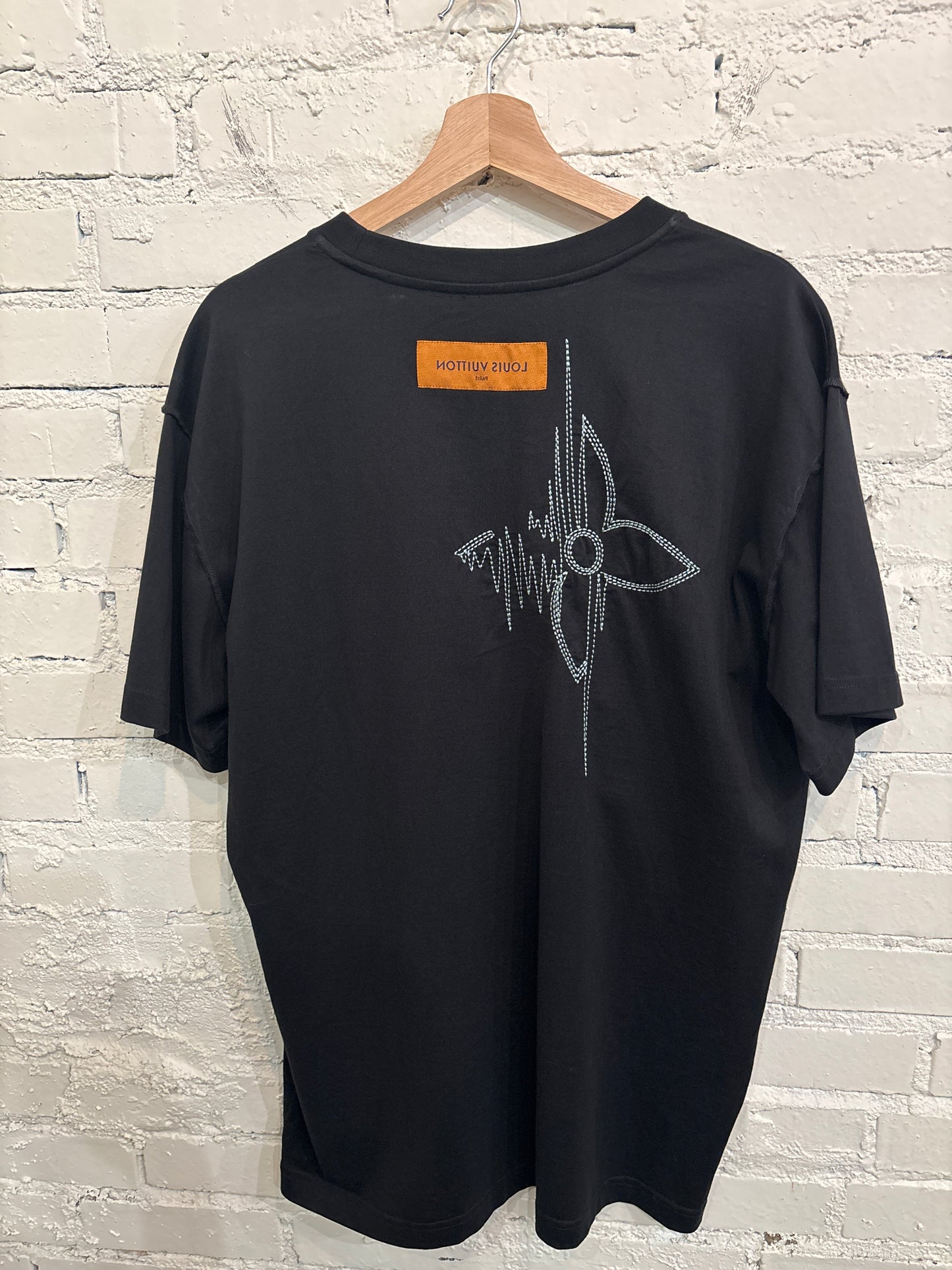 Louis Vuitton Stich Logo Tee - L