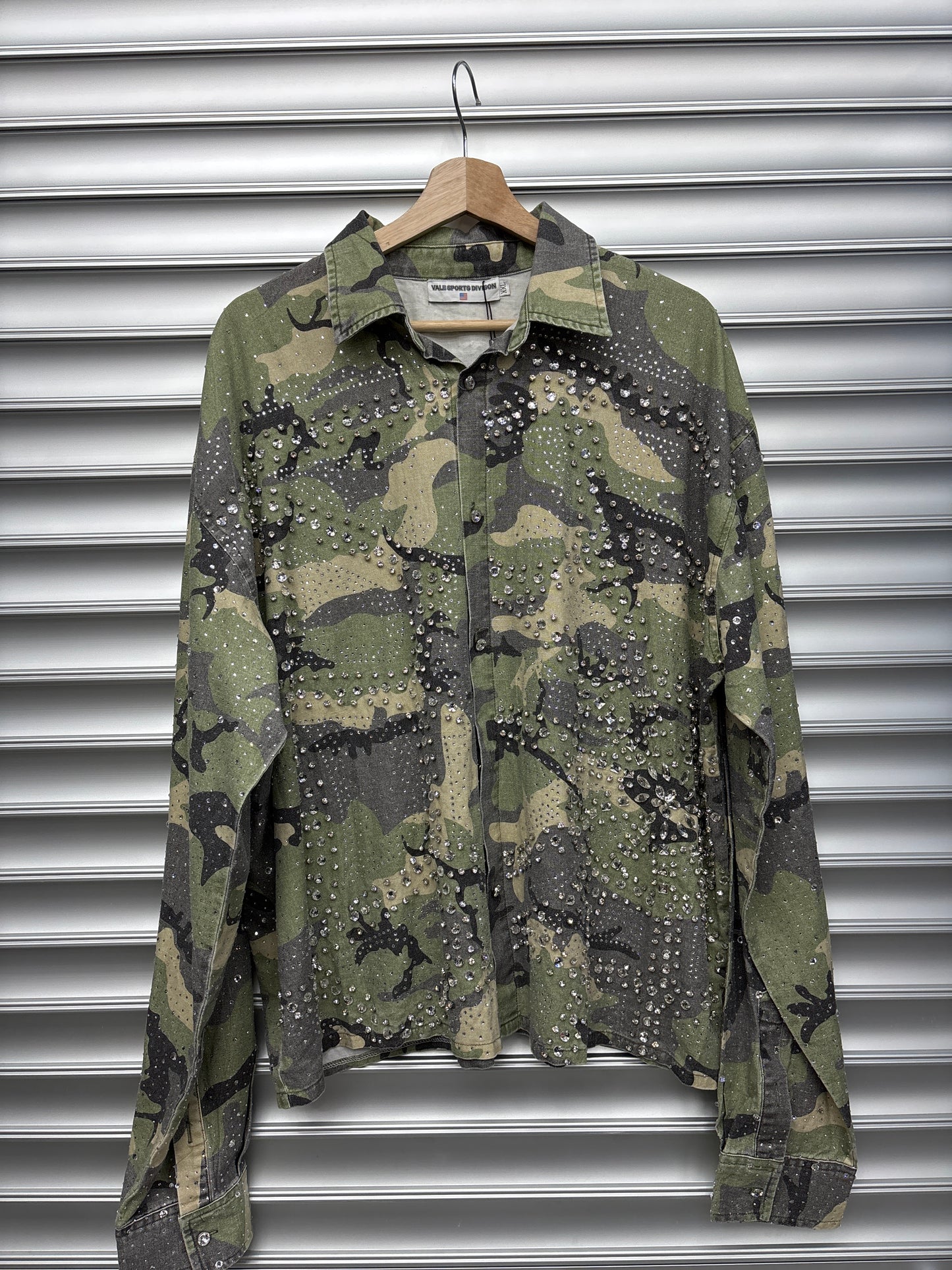 Vale Camo Rhinestone Button Up - XXL