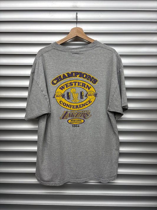 Vintage 2004 Lakers Tee - XL**