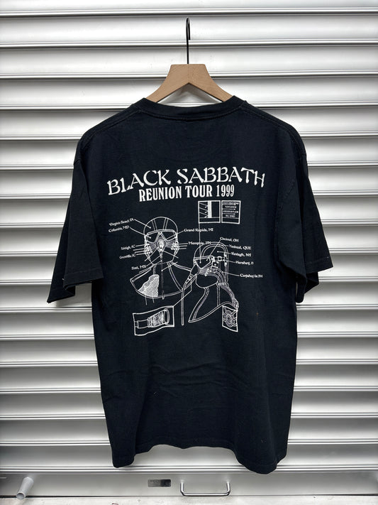 Vintage Black Sabbath Tee - L**