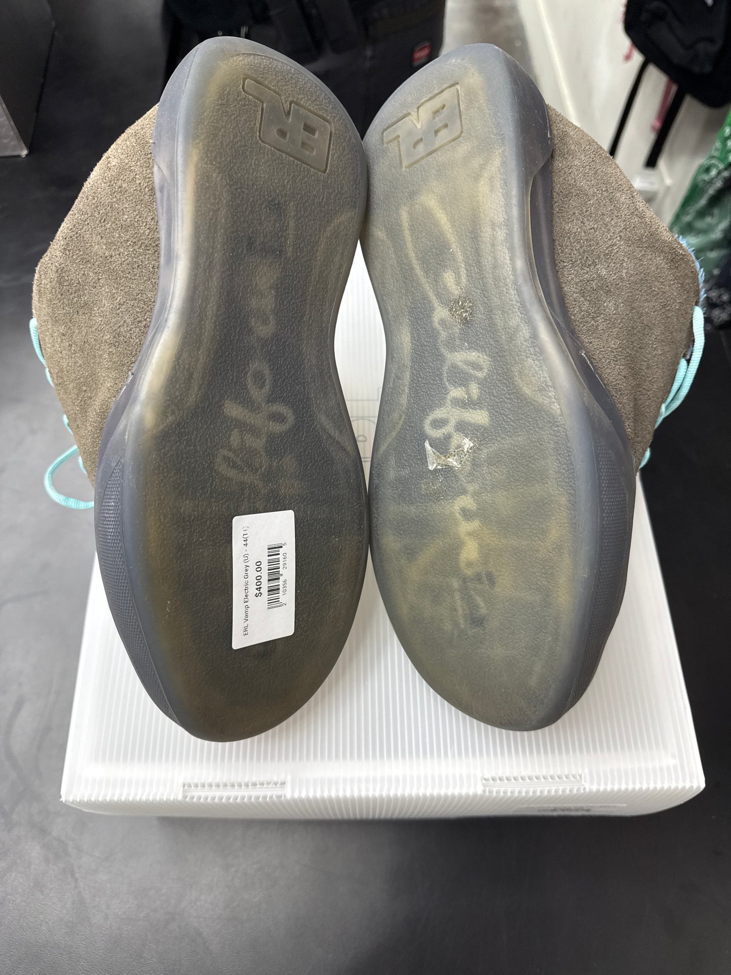 ERL Vamp Electric Grey (U) - 44(11)