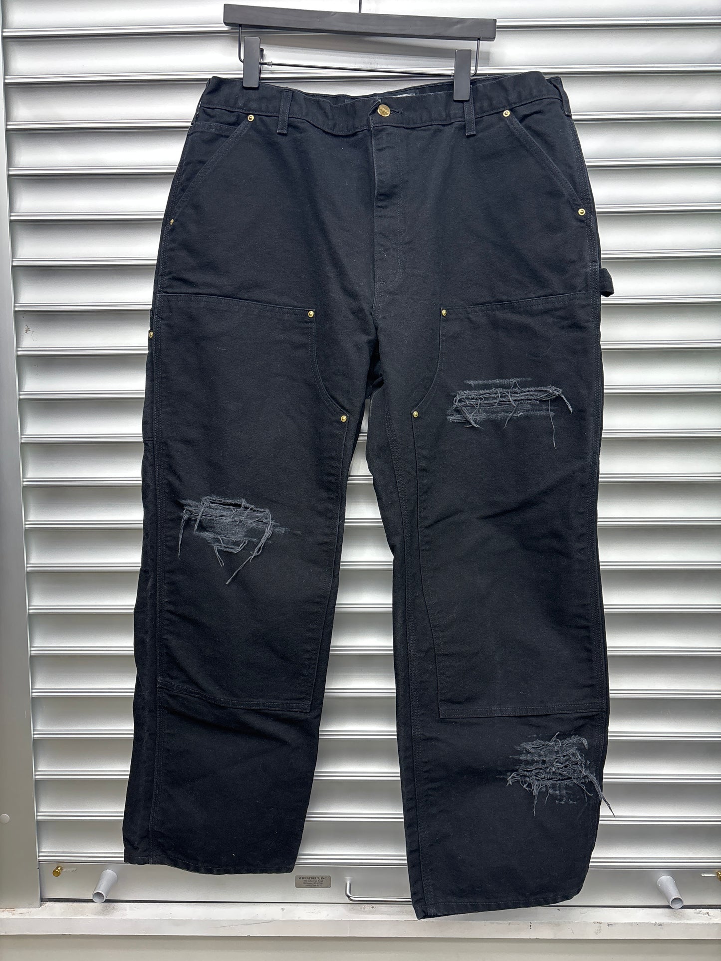 Vinatge Carhartt Distressed Black Double Knee - 40