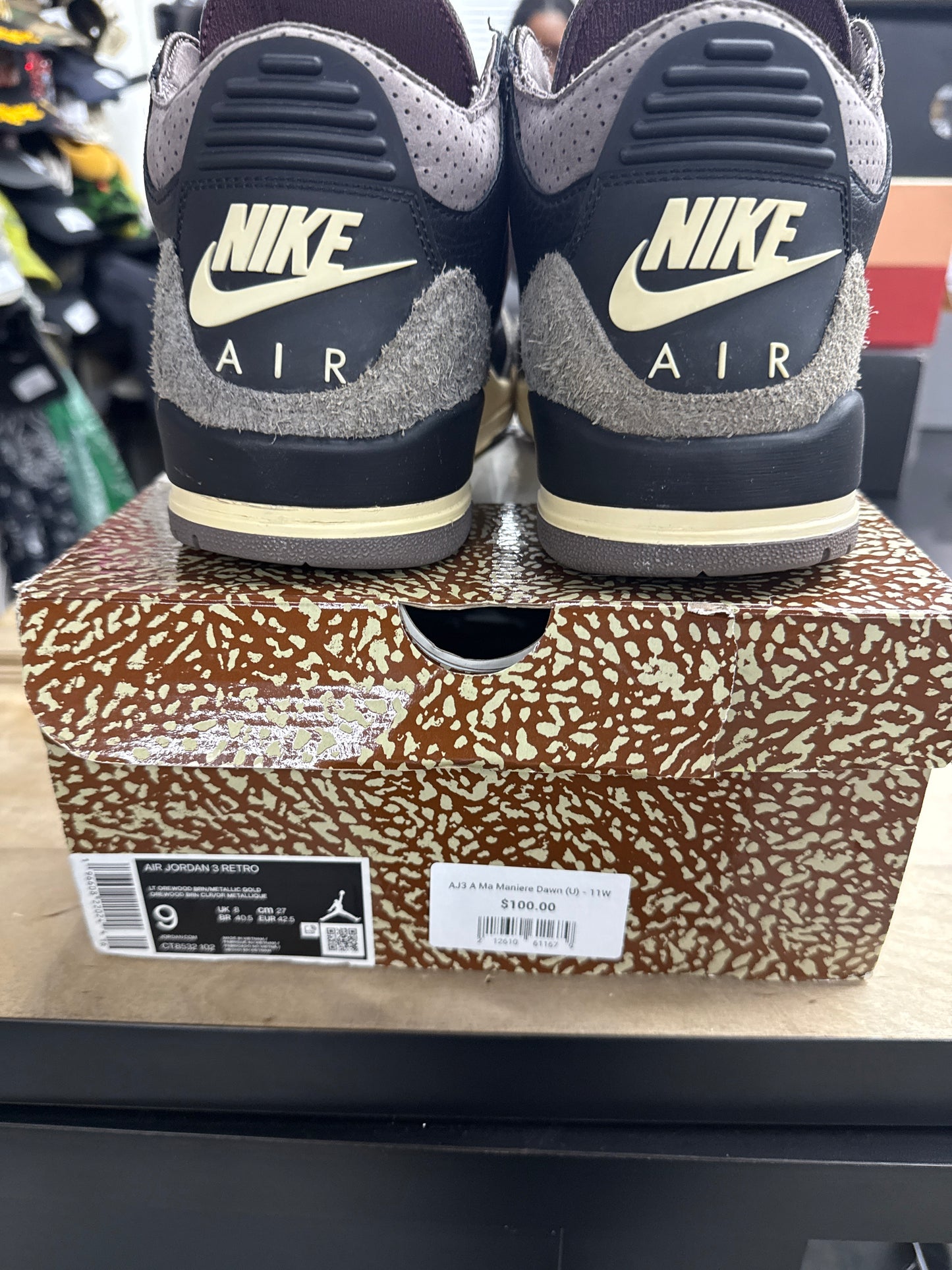 AJ3 A Ma Maniere Dawn (U) - 11W