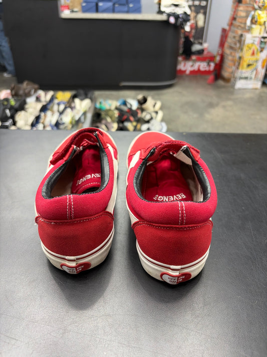 Revenge Storm Red Strap (U) - 11M (NB)