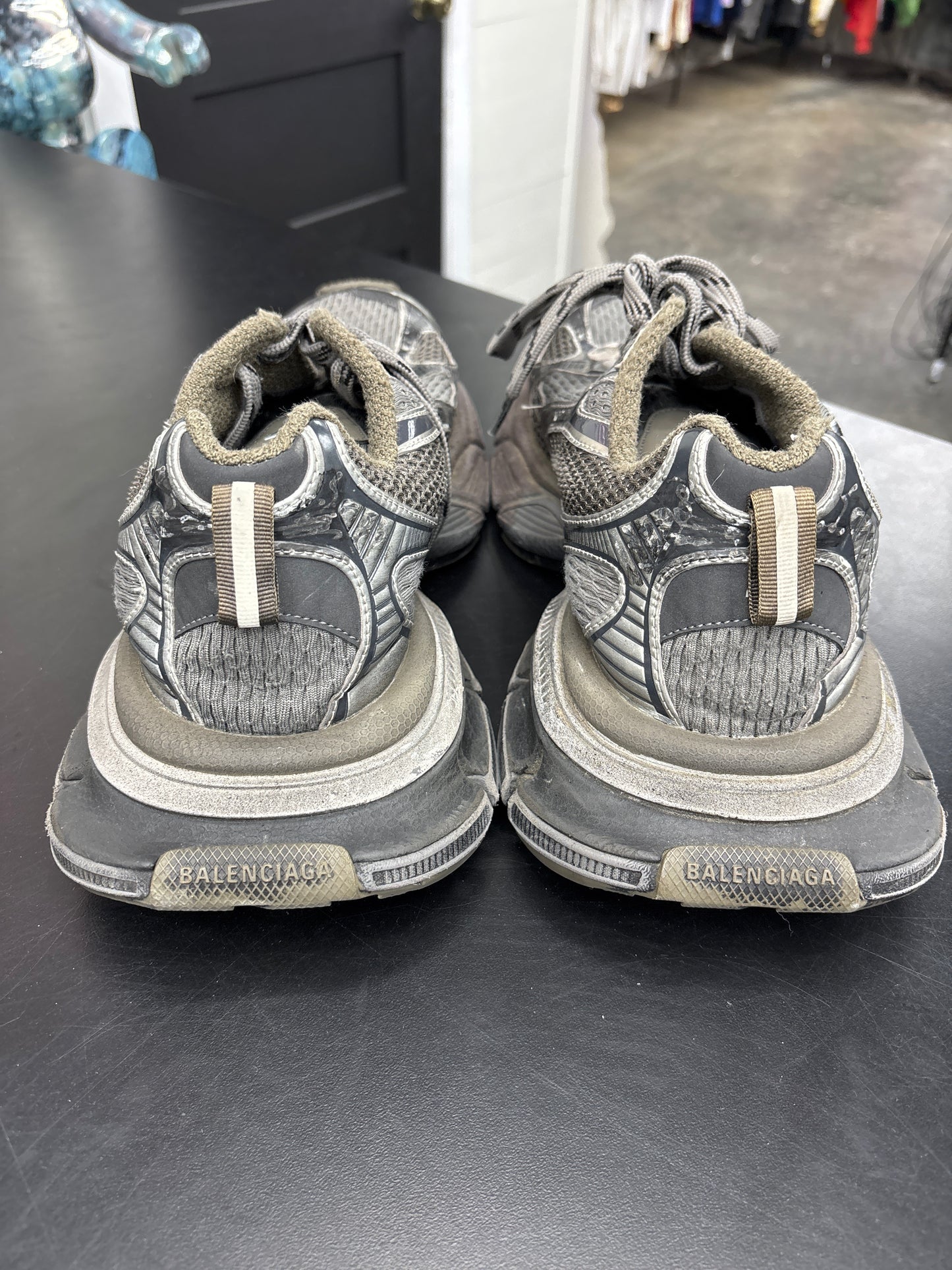 Balenciaga 3XL Mud Wash (U) - 44(11) (NB)
