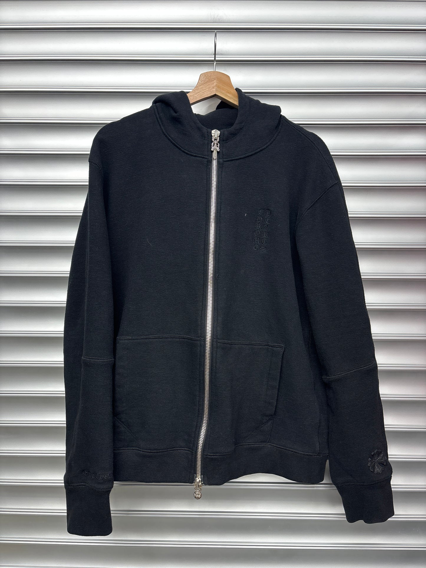 Chrome Black Label Patch Zip Up - L
