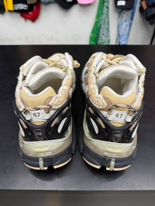 Balenciaga Runner Gold (U) - 47 (NB)