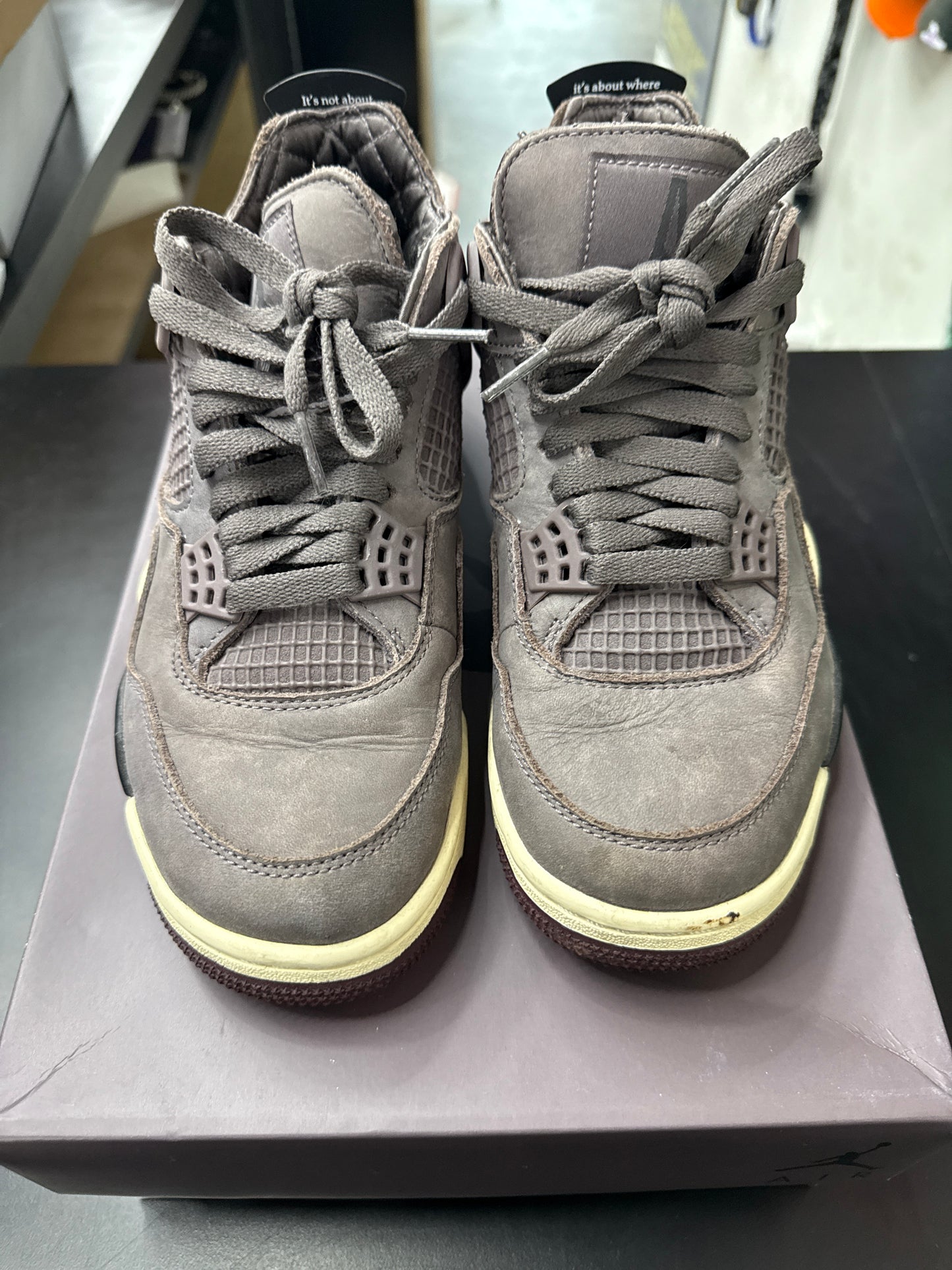 AJ4 A Ma Maniere Violet Ore (U) - 6M