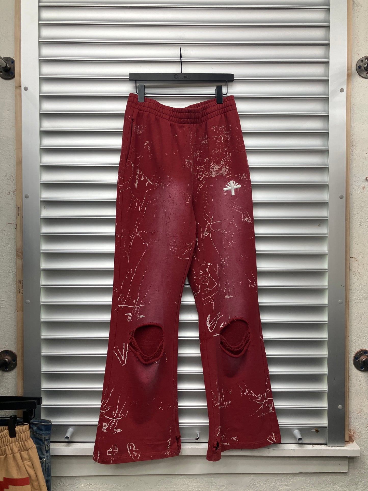 Vertabrar Red Graffiti Sweatpants - L