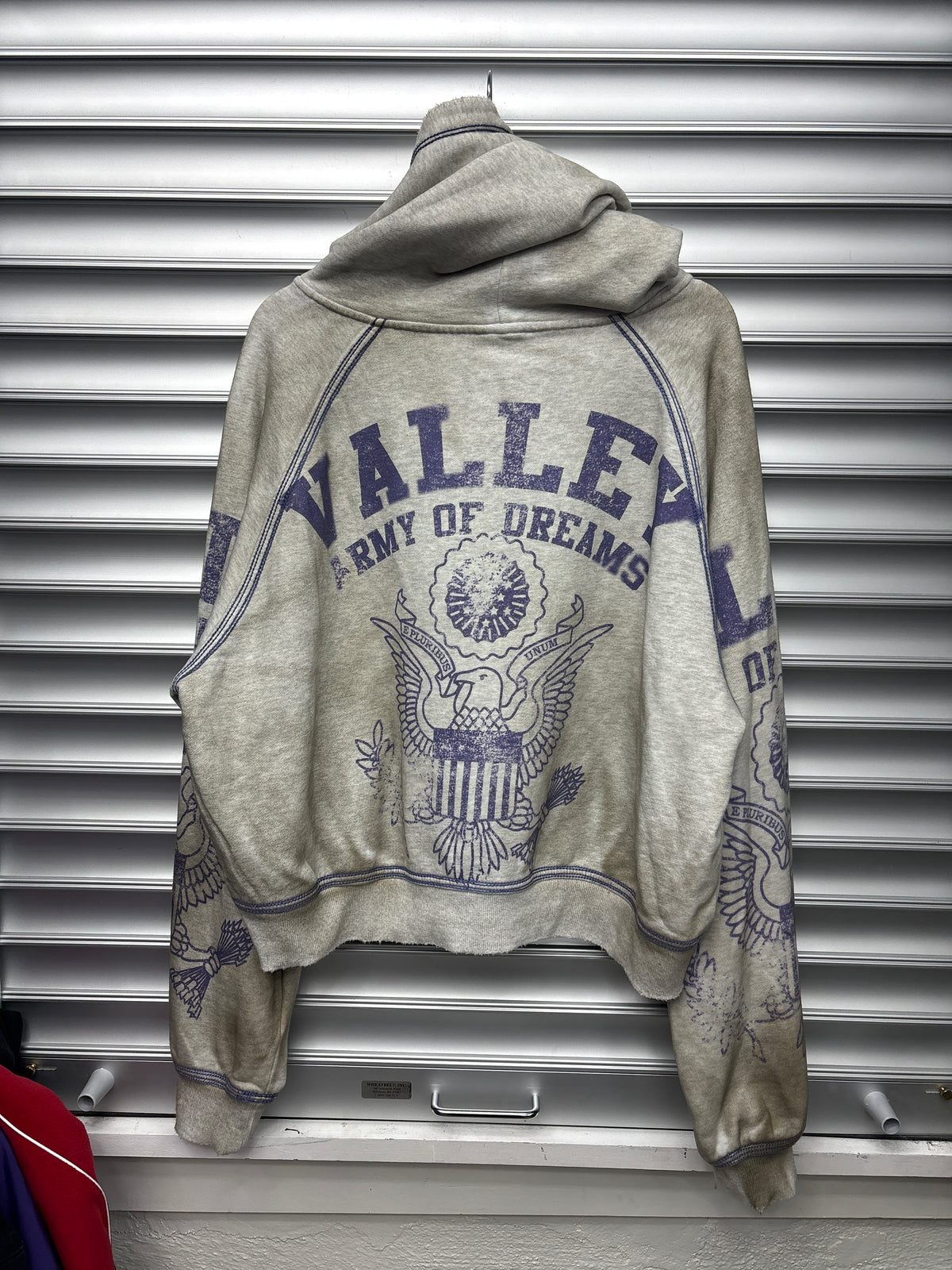 Vale Army Zip Up - XL**