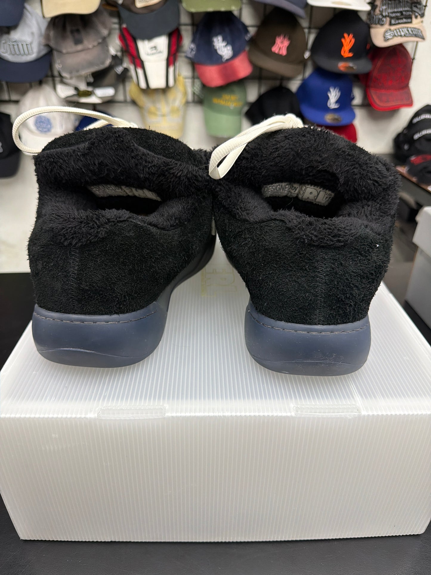 ERL Vamp Black (U) - 44(11)