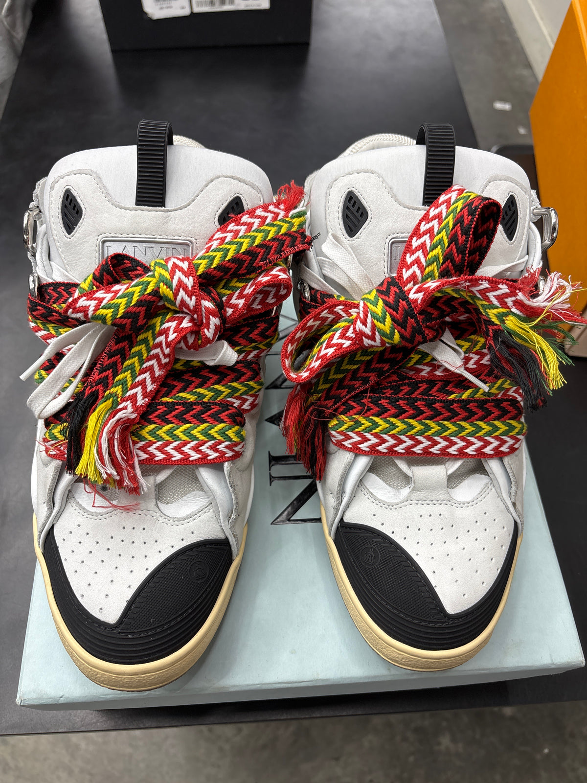 LANVIN Curb White (U) - 46(13)**