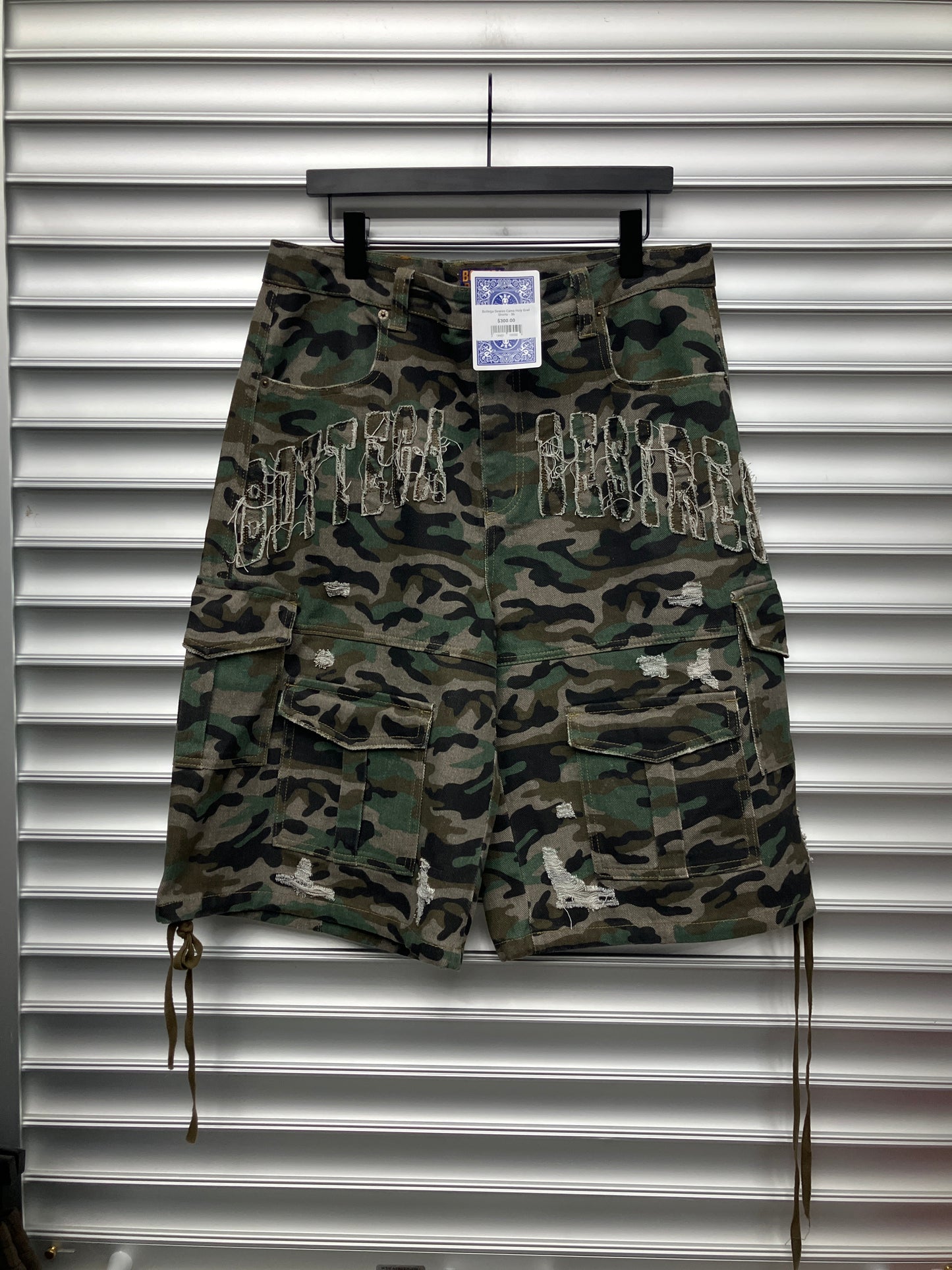 Bottega Desires Camo Holy Grail Shorts - 36