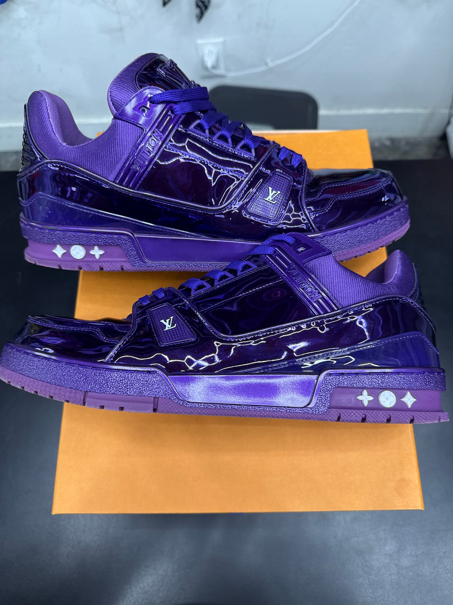 Louis Vuitton Purple Metallic (U) - 12M