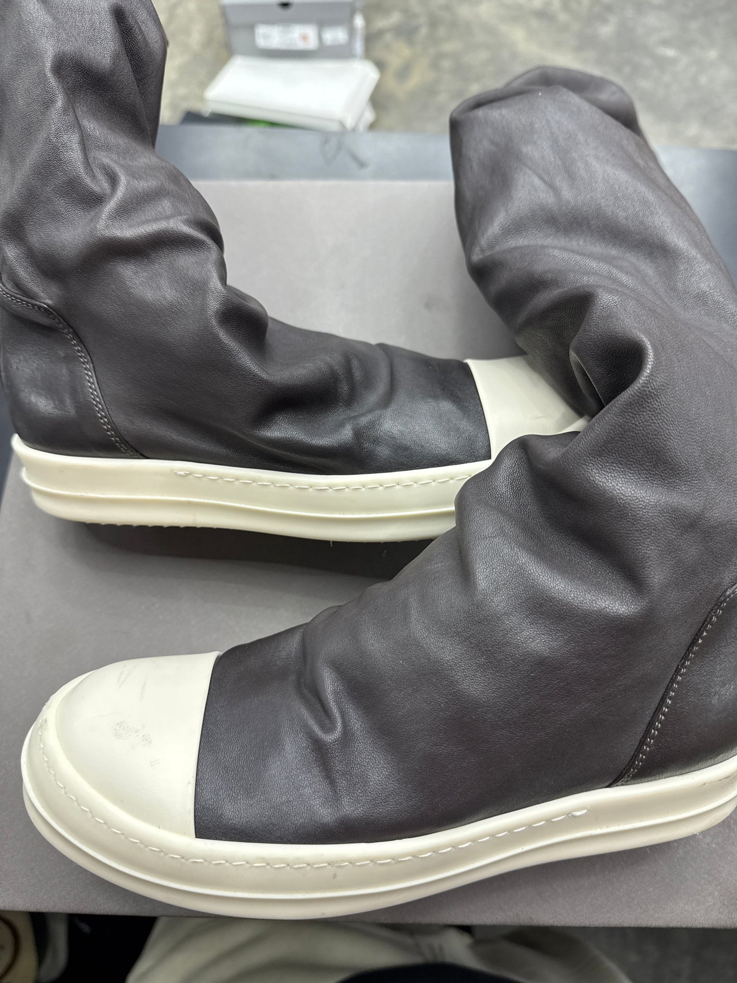 Rick Owen High Stocking Dark Dust (U) - 38