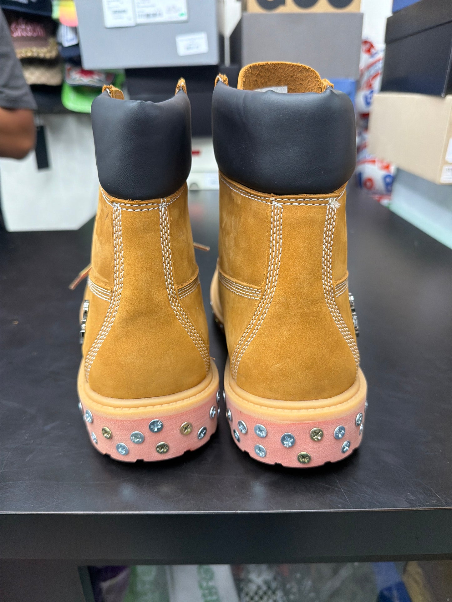 Greedy Unit Timberland Wheat - 11M (NB)