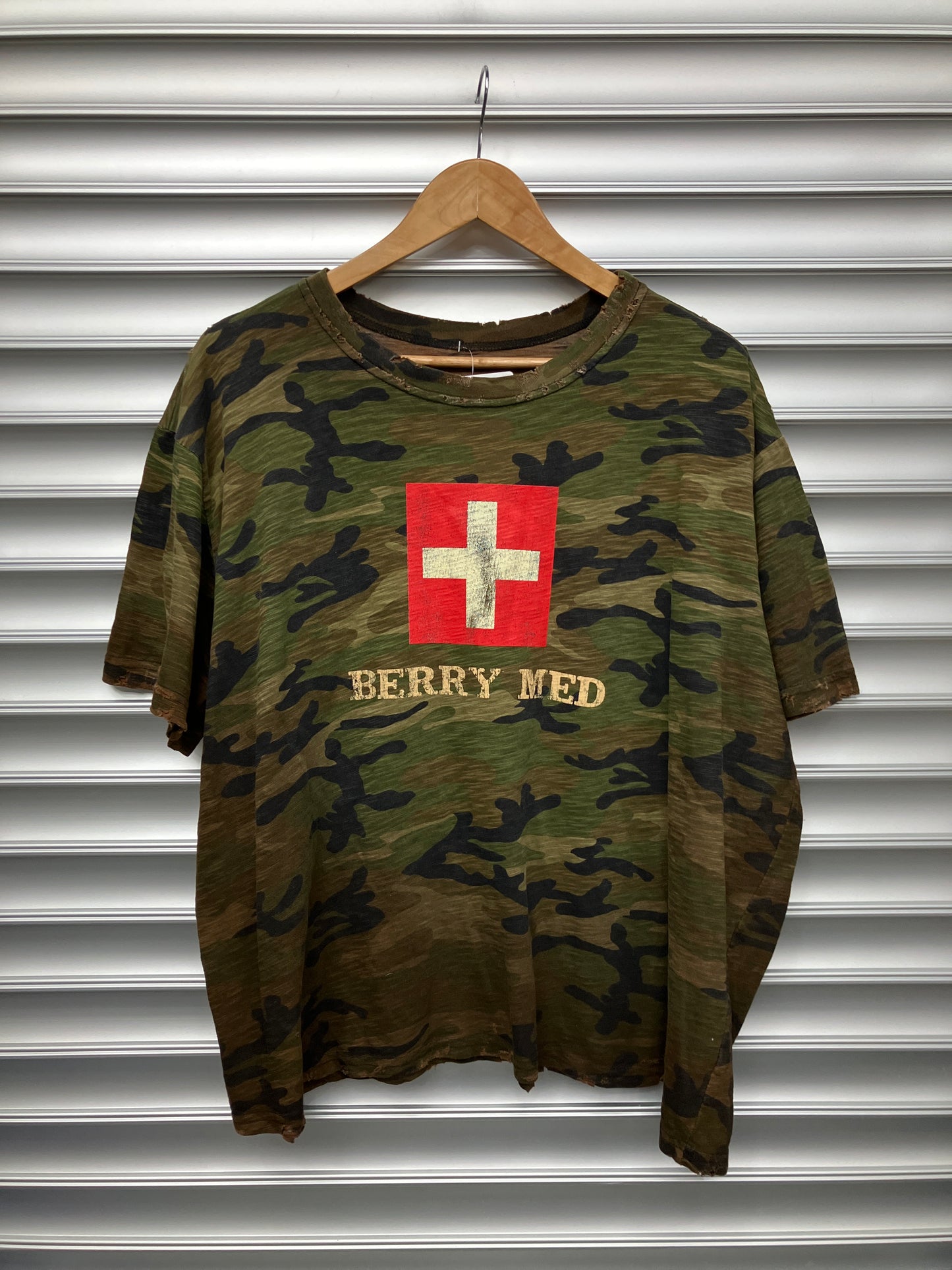 Raspberry Berry Med Tee - XL