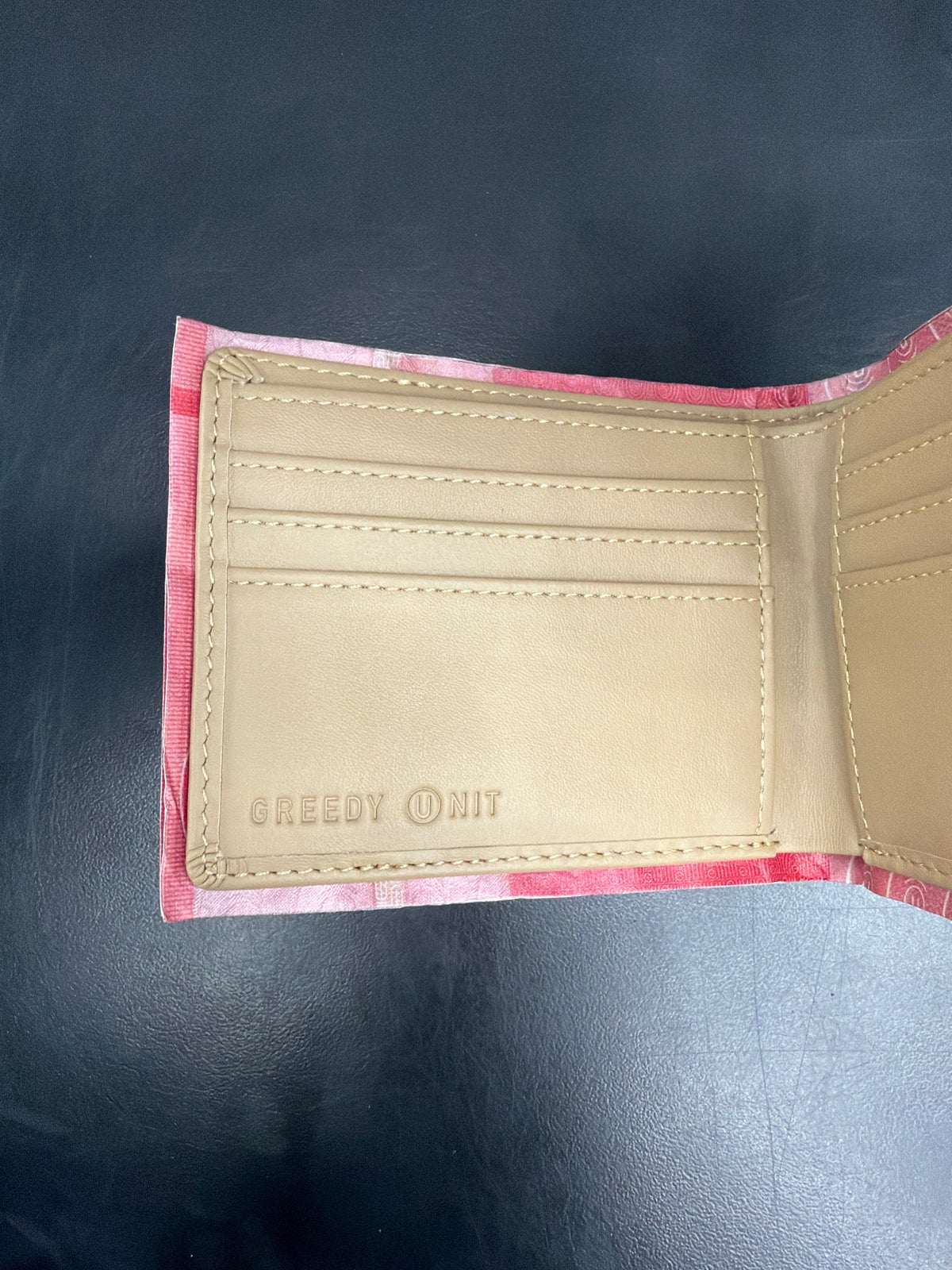 Greedy Unit Peso Wallet**
