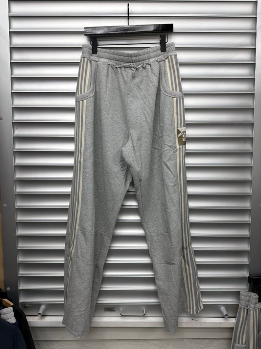 Raspberry Lil Leon Sweats - M**