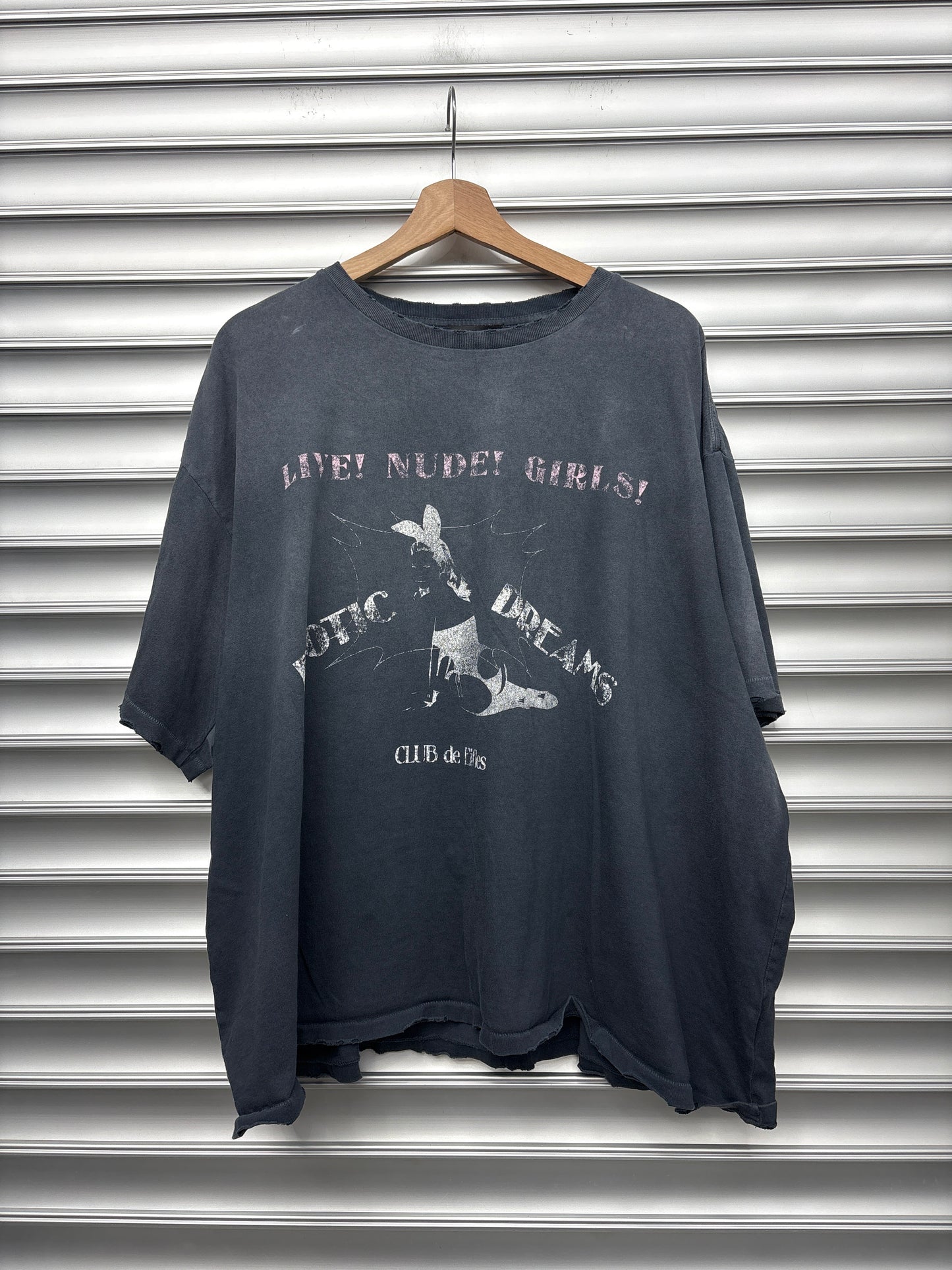 Eifles Live Girls Tee - XL**