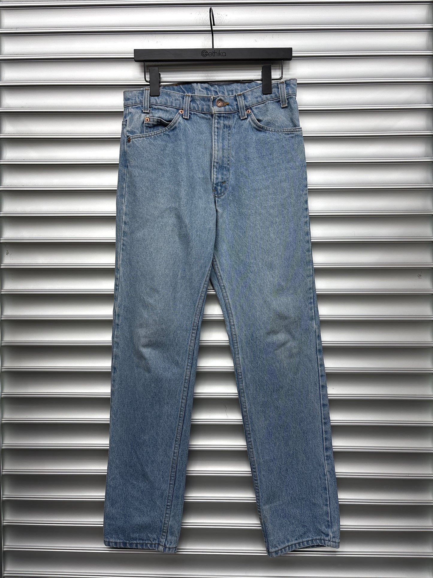 Vintage Levis Lightwash Denim - 33 **