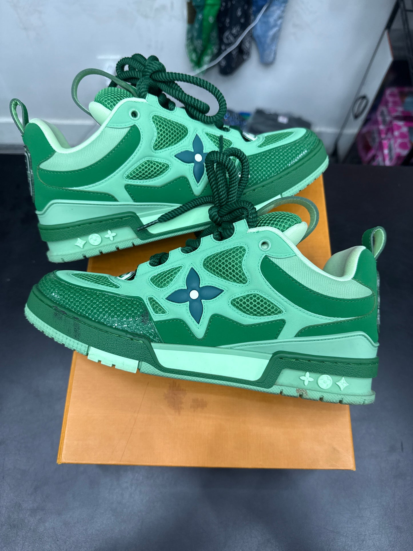 Louis Vuitton SK8 Green (U) - 10M
