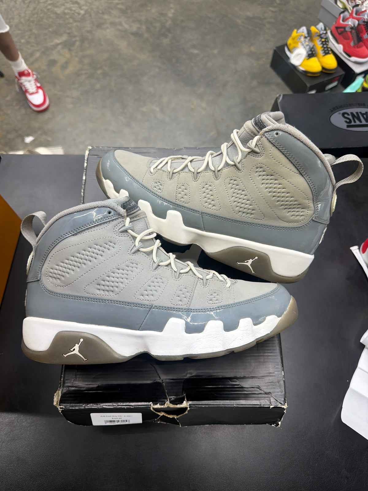 AJ9 Cool Grey (U) - 9.5M**