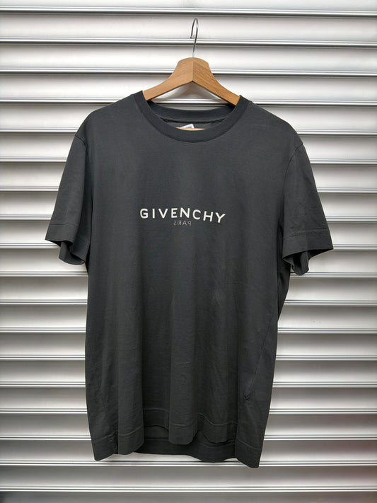 Givenchy Script Tee - L