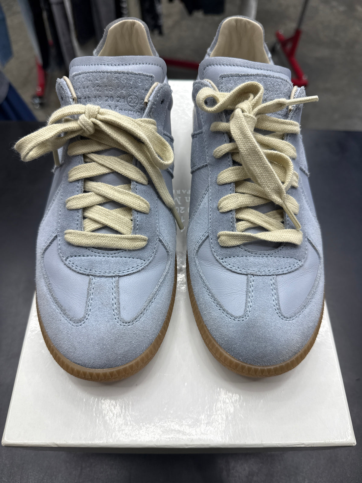 Maison Margiela Replica Breeze (U) - 39.5**