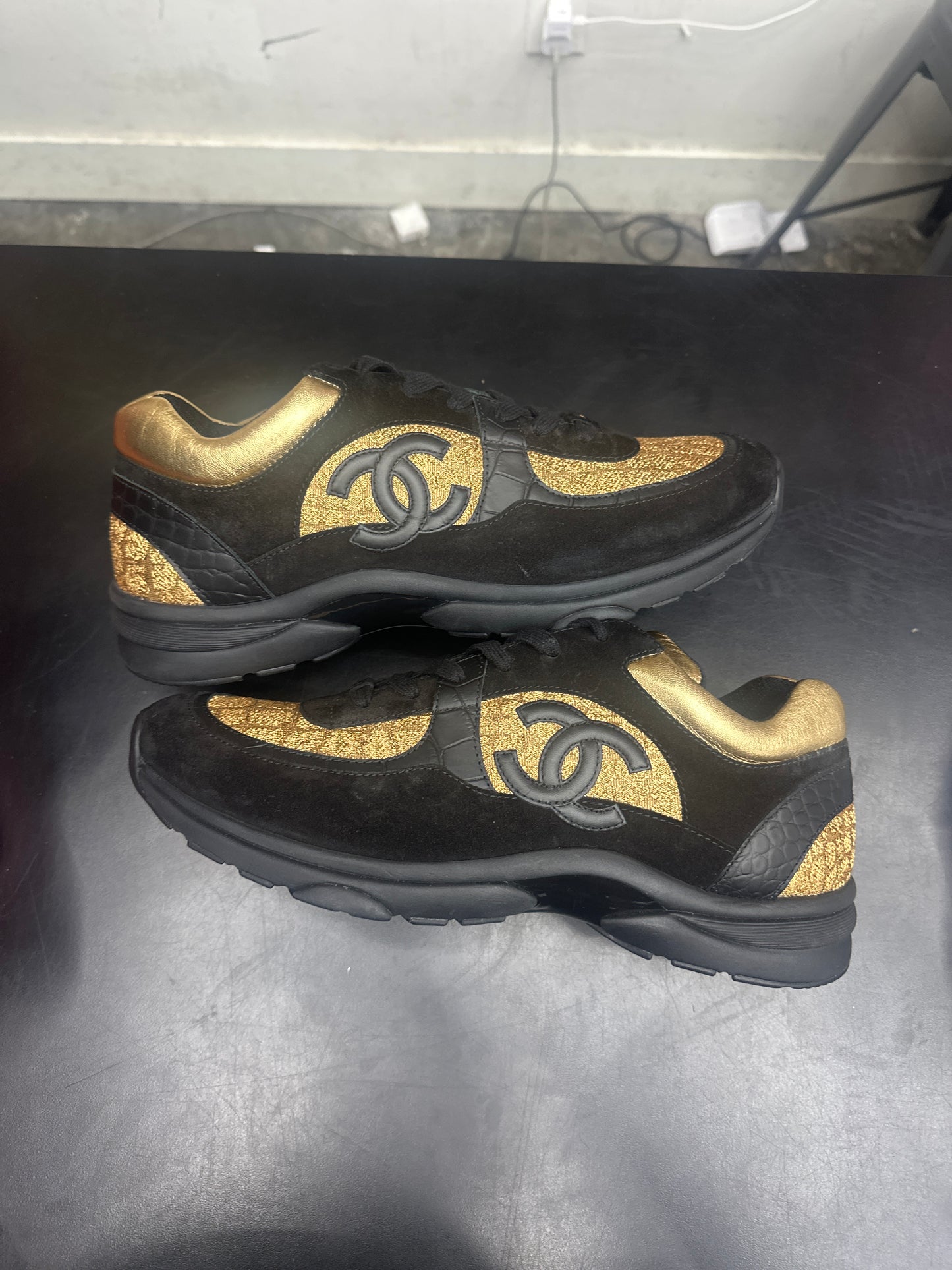 Chanel Trainer Black/Gold - 46(13) (NB)