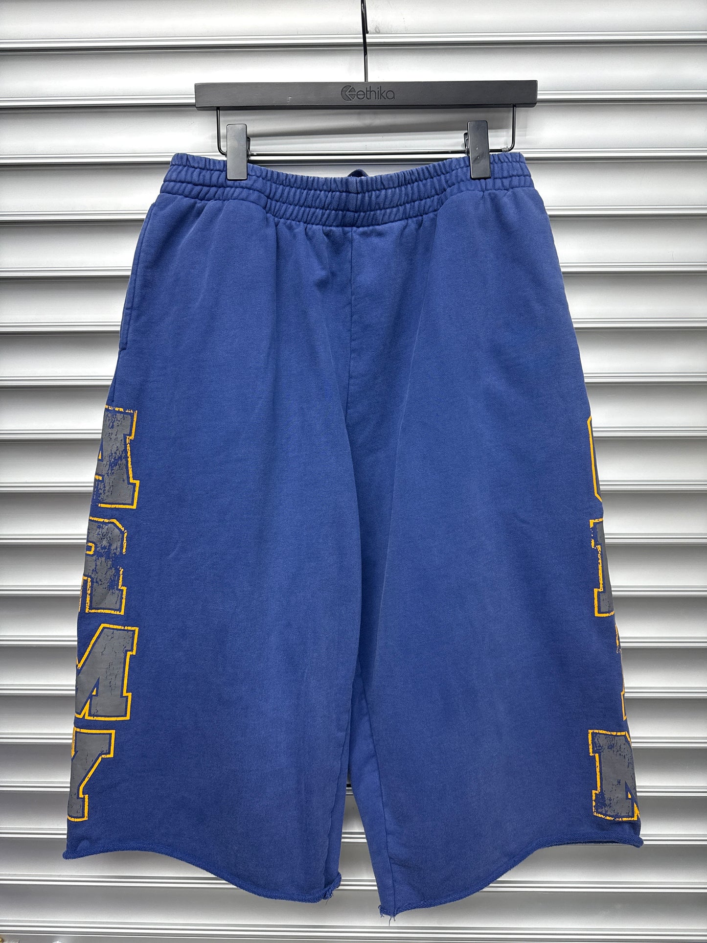 HMDD Chim Blue Shorts - L*