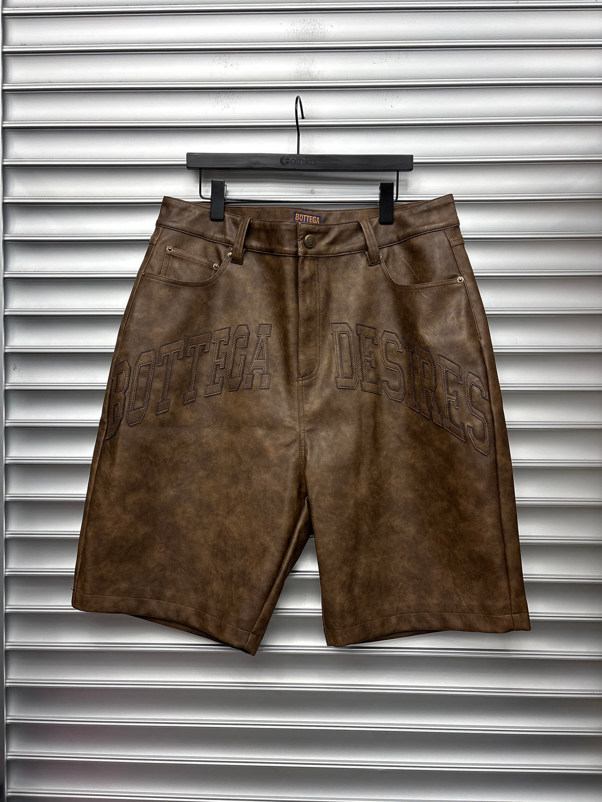 Bottega Desires Brown Leather Shorts - 38 **