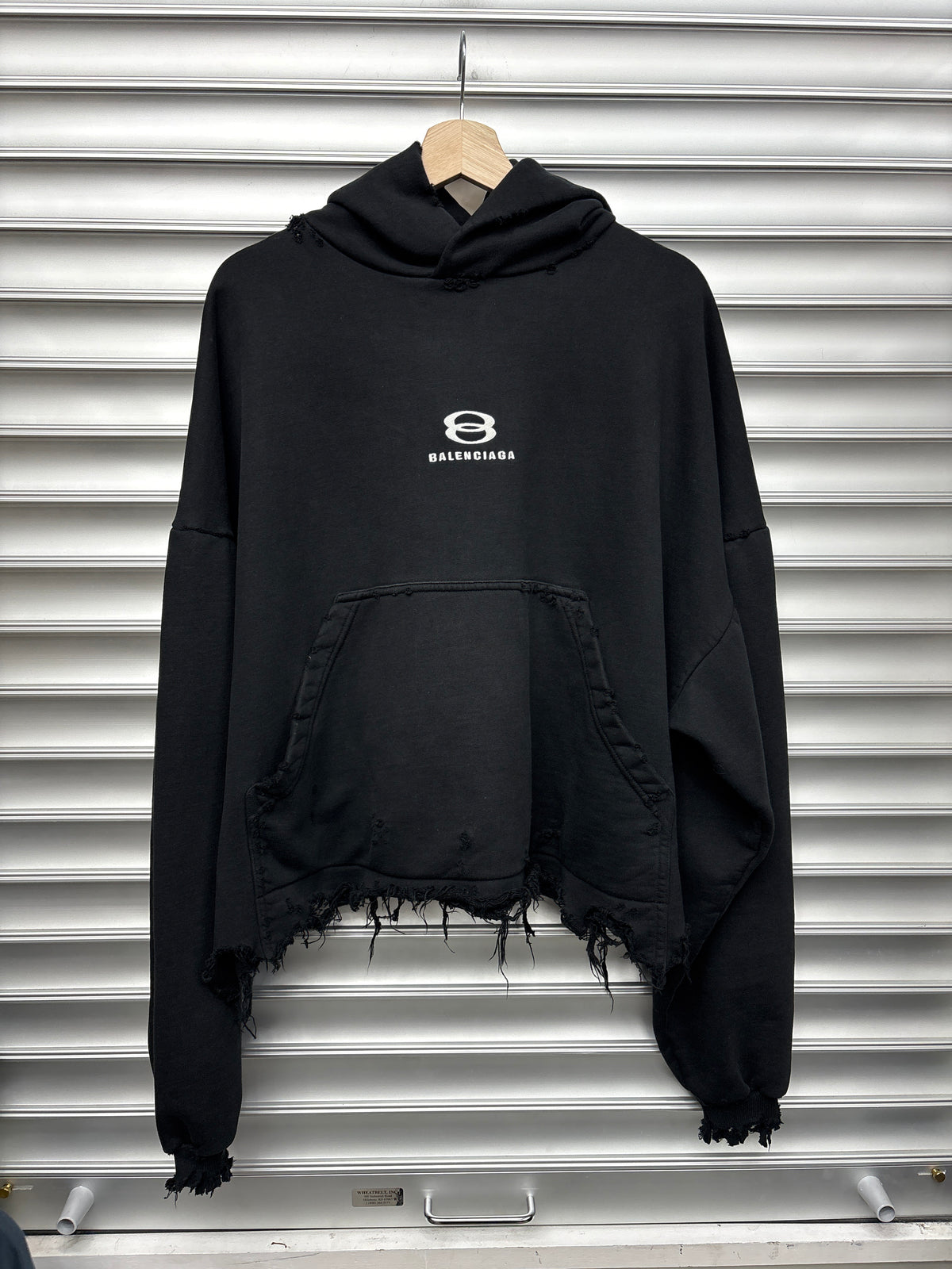 Balenciaga Cropped O Logo Hoodie - 2**