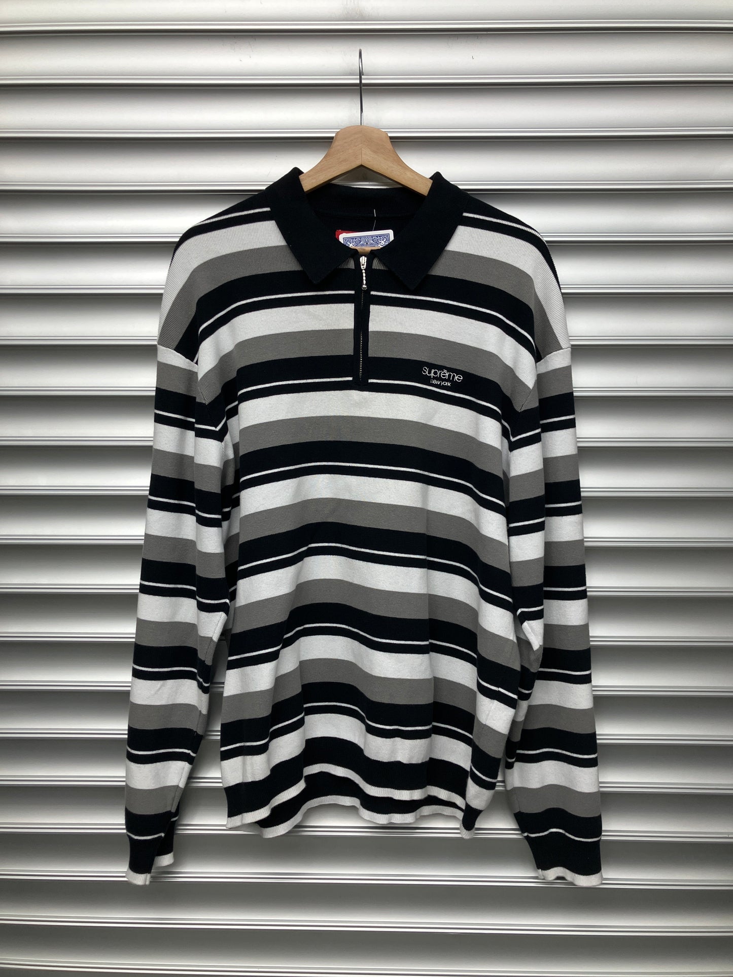 Supreme Half Zip Sweater - L