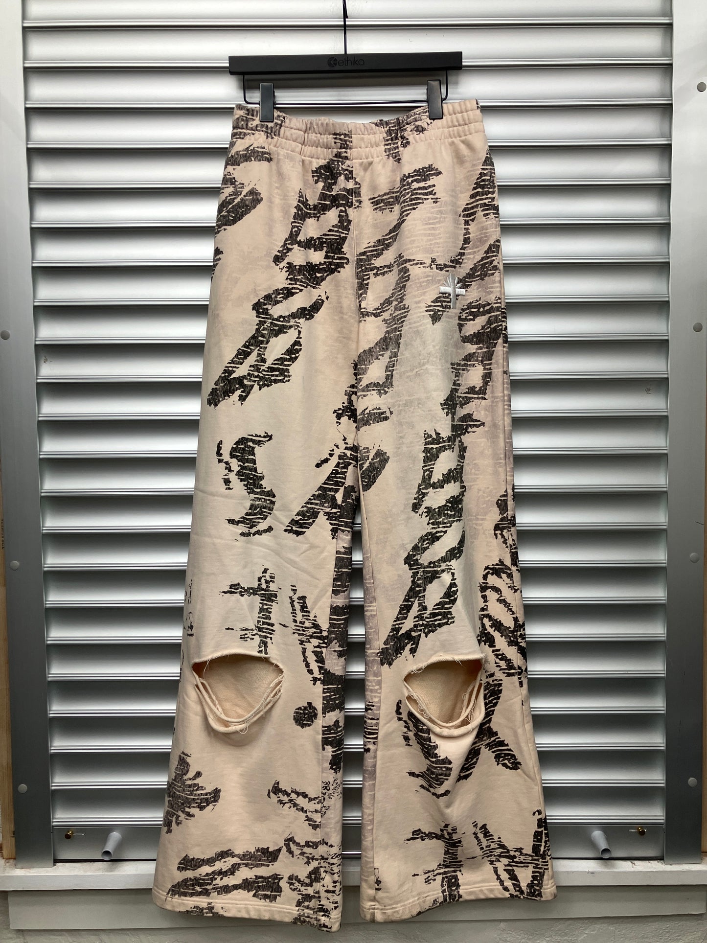 Vertabrae Cream All Over Sweatpants - XL