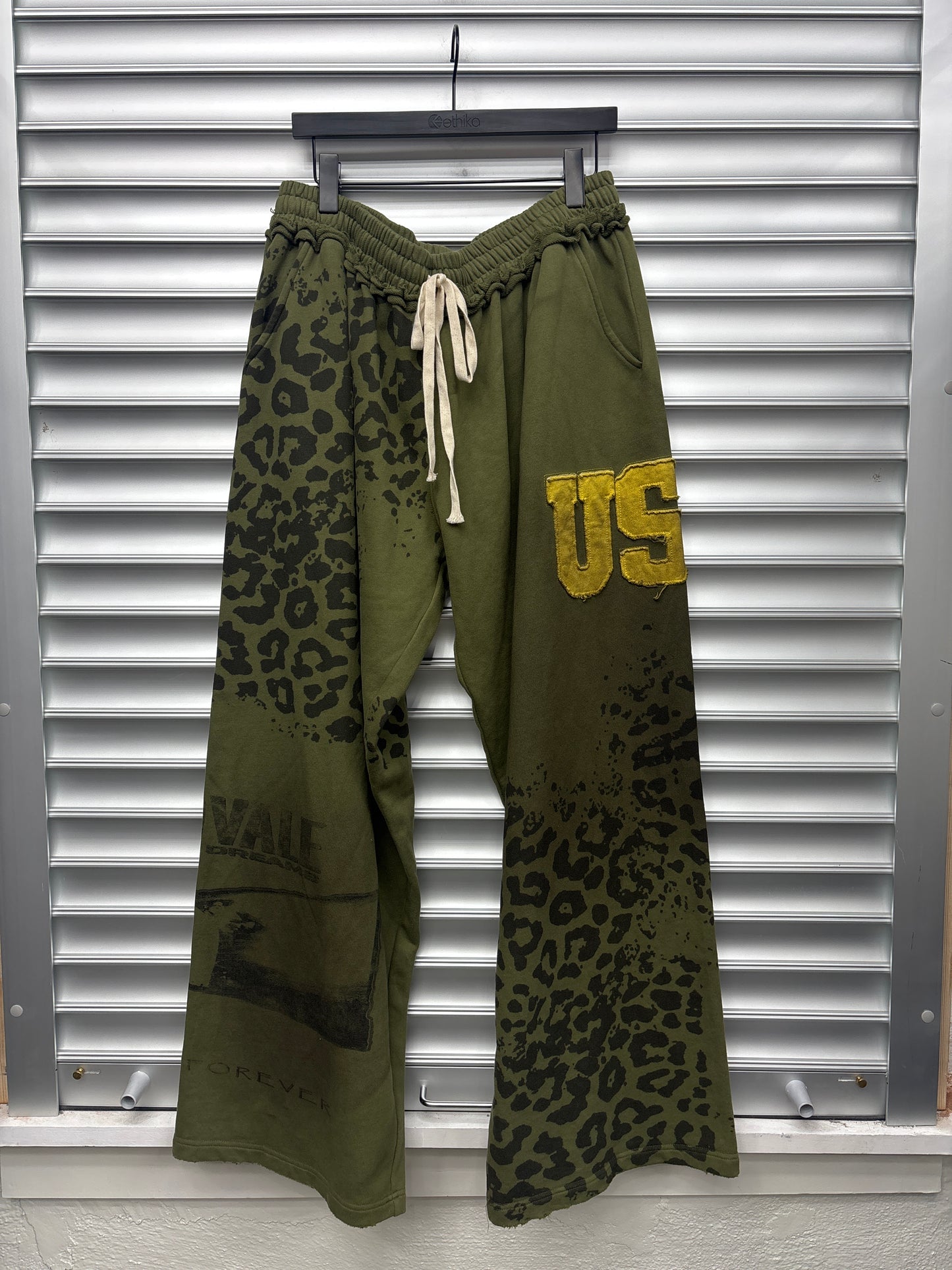 Vale Green Cheetah Sweatpants - XL