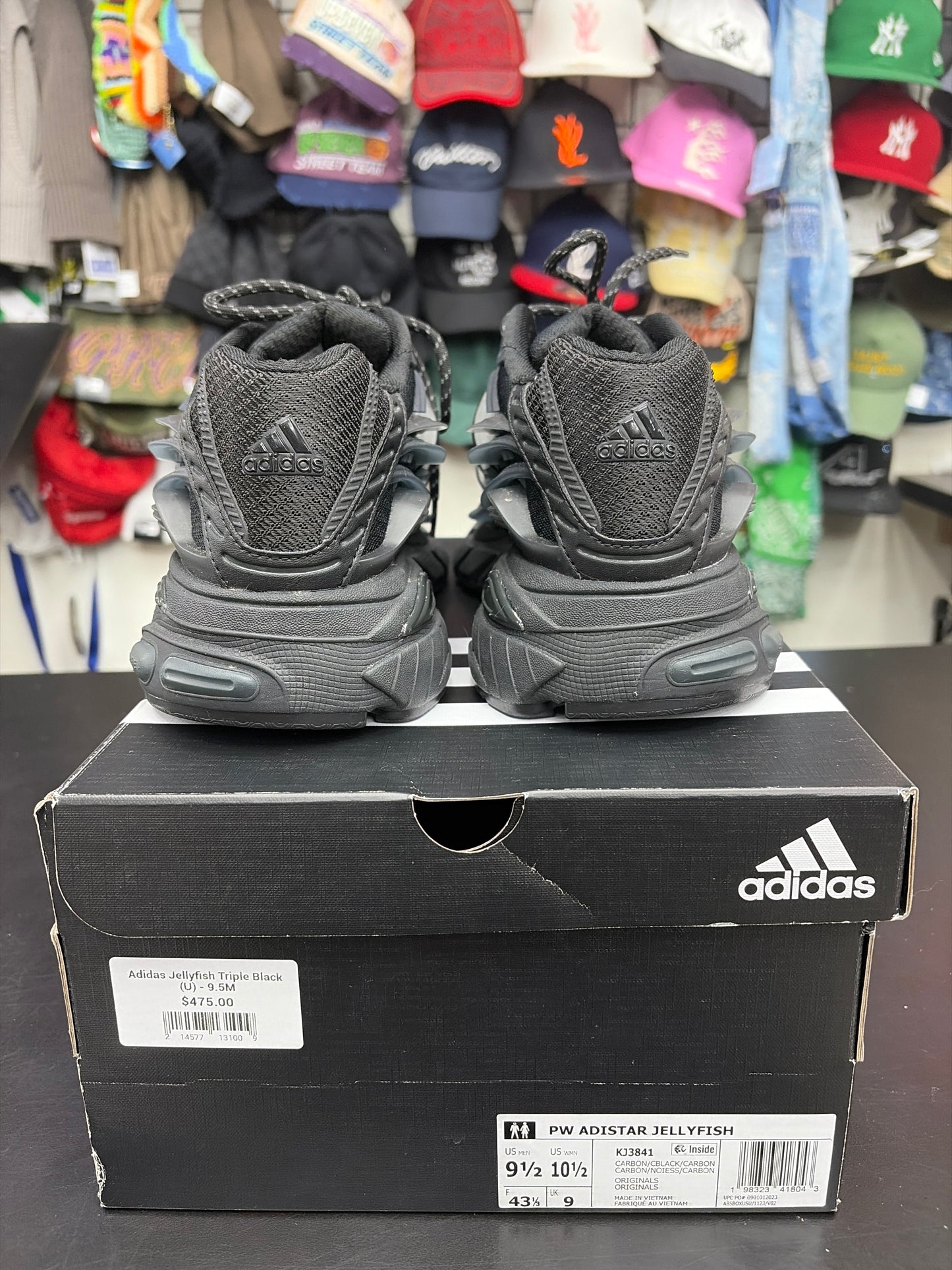 Adidas Jellyfish Triple Black (U) - 9.5M
