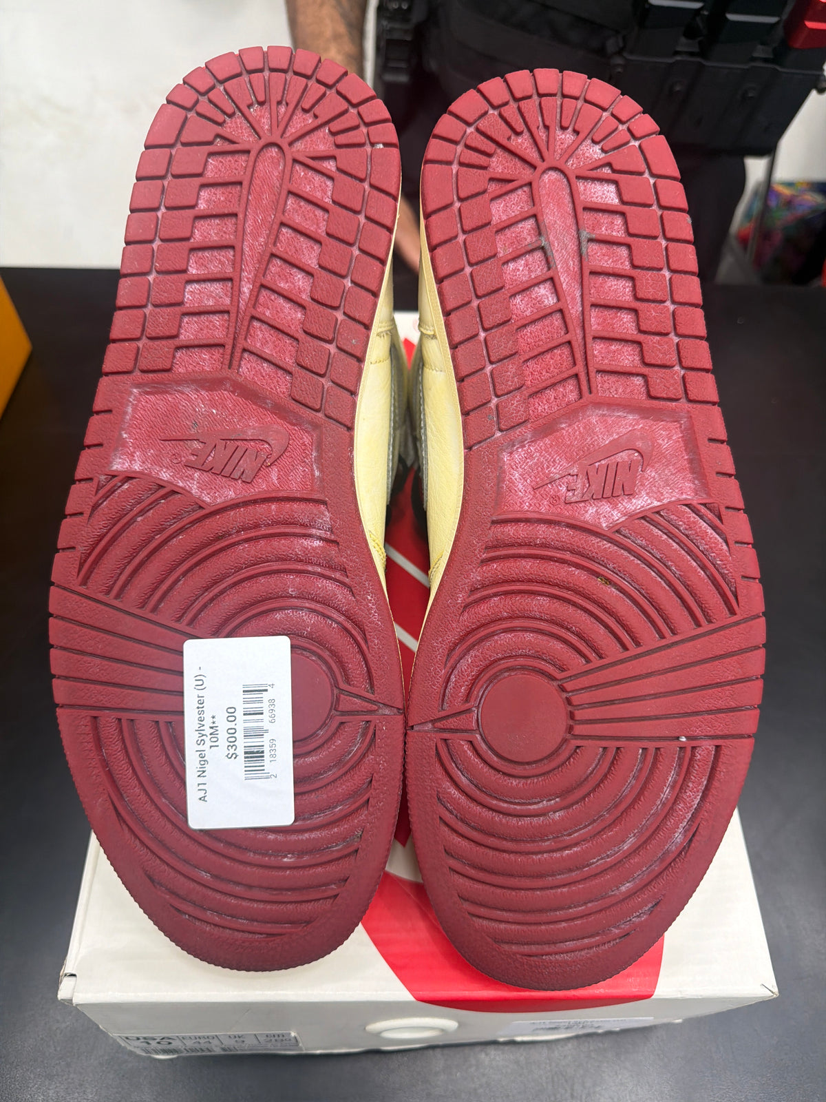 AJ1 Nigel Sylvester (U) - 10M**