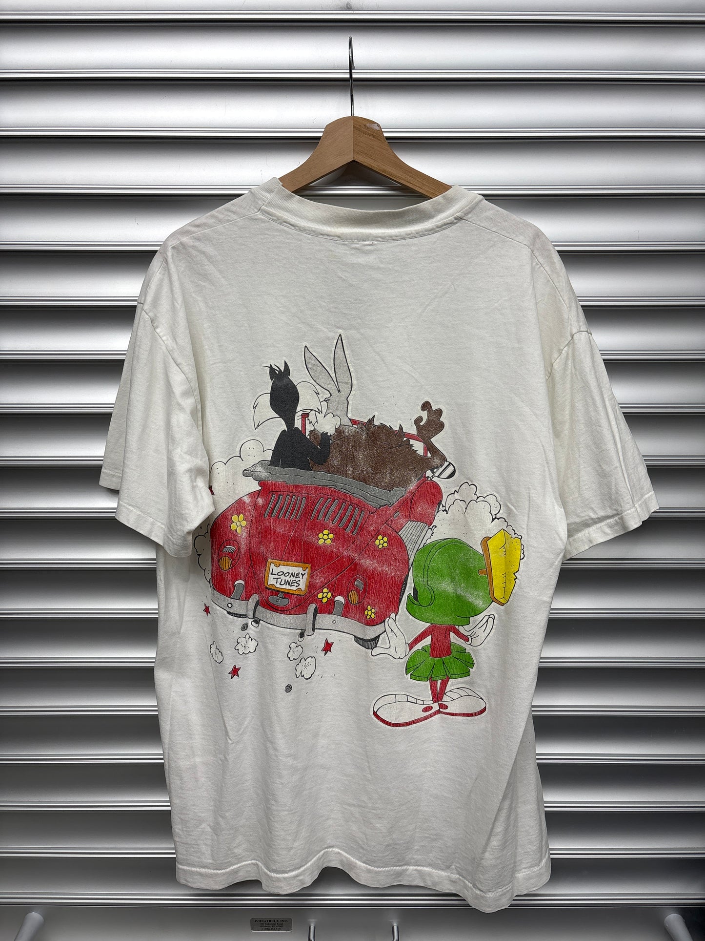 Vintage Looney Tunes Tee - XL**