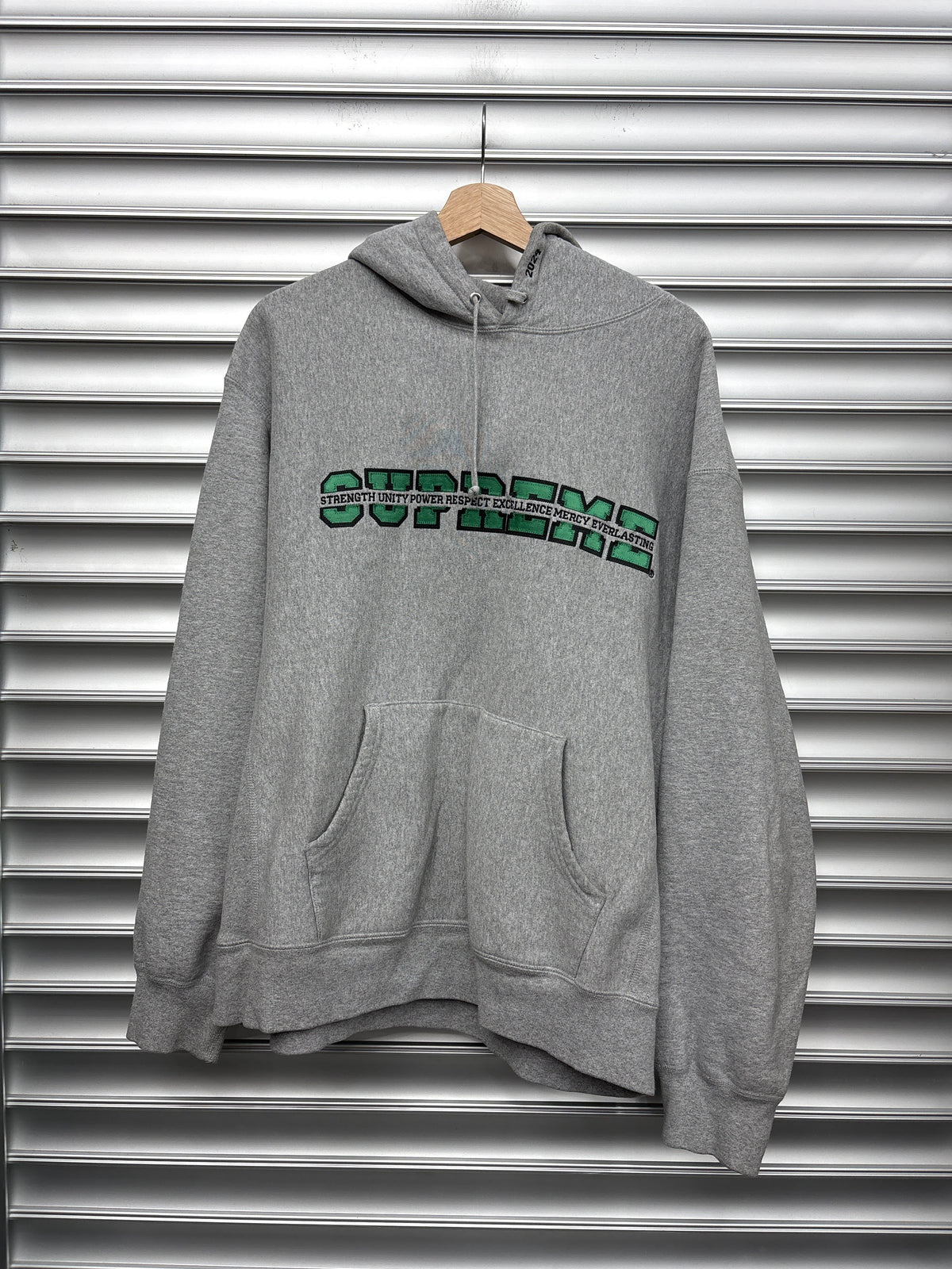 Supreme Grey Unity Power Hoodie - L